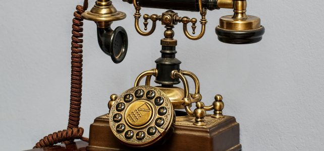 ouderwetsche telefoon
